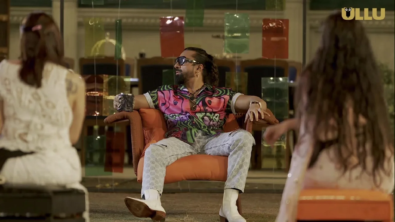 Preview of House Arrest S01 E04 ULLU